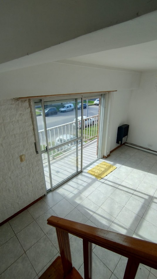 DUPLEX 3 AMBIENTES CON BALCON APTO CREDITO