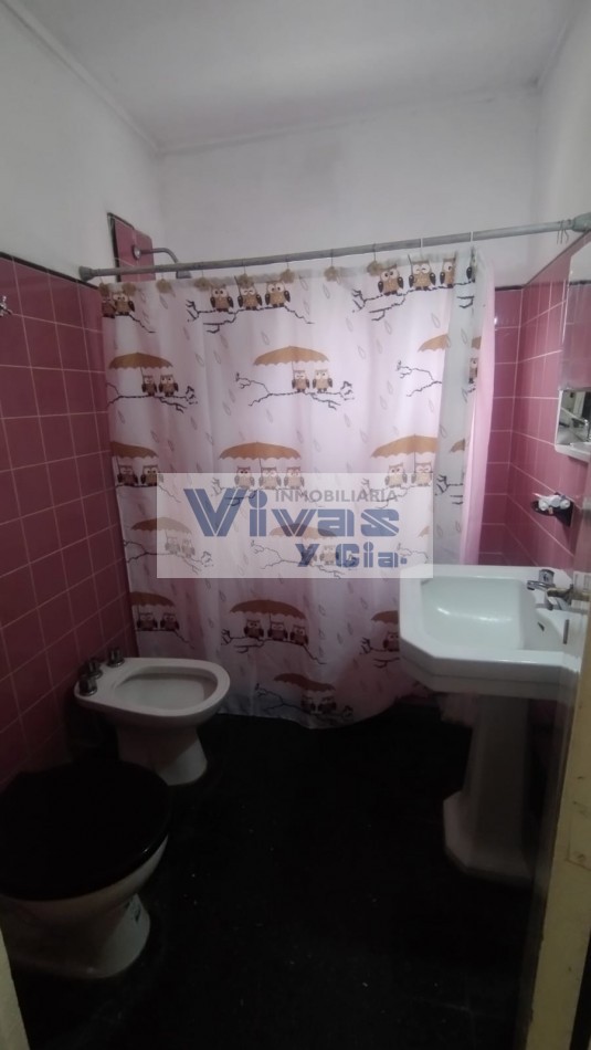 VIVIENDA 3 AMBIENTES CON PARQUE