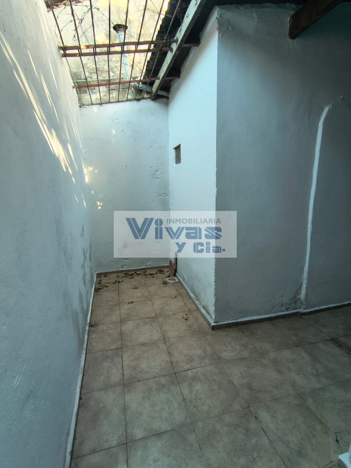 P.H FRENTE 2 AMBIENTES CON PATIO