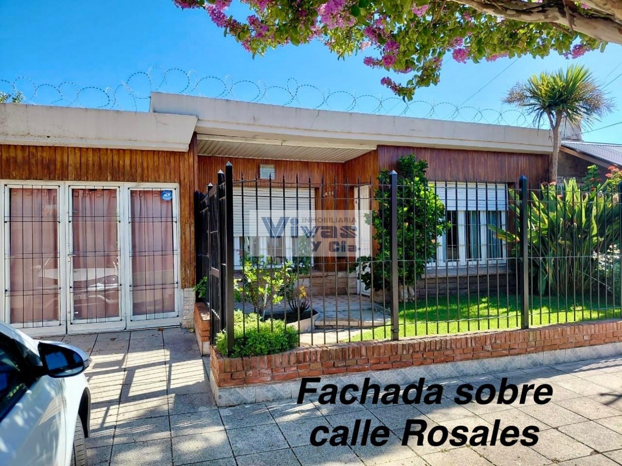 CASA 4 AMBIENTES CON GARAGE Y QUINCHO apto credito