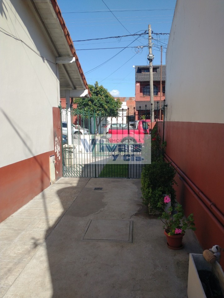 CHALET AL FRENTE 3 AMBIENTES