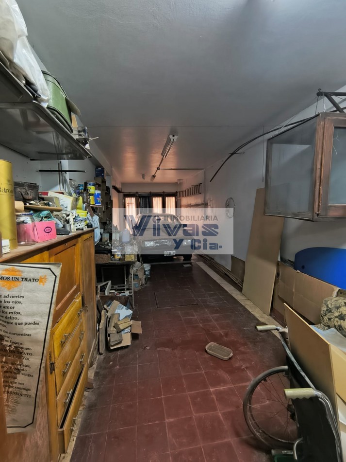 CHALET 3 AMBIENTES CON GARAGE PARQUE Y QUINCHO