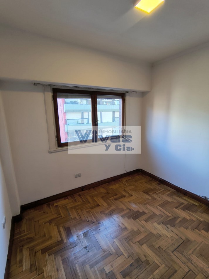 DEPARTAMENTO 3 AMBIENTES CON BALCON Y BAULERA