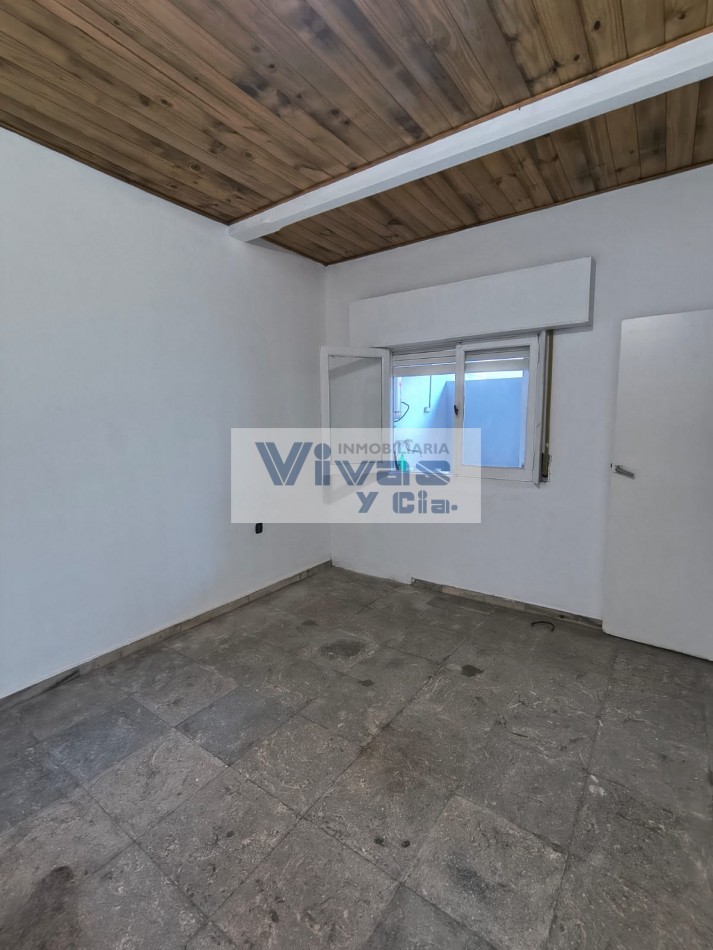P.H FRENTE 2 AMBIENTES CON PATIO