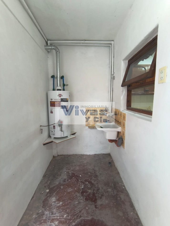 CASA 3 AMBIENTES PLANTA BAJA