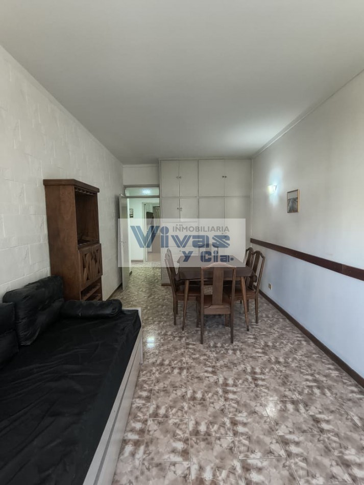 DEPARTAMENTO 2 AMBIENTES A LA CALLE