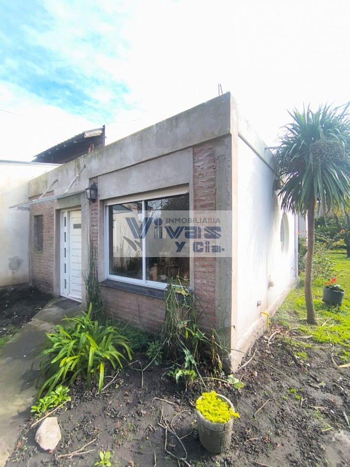 CASA CON GRAN PARQUE