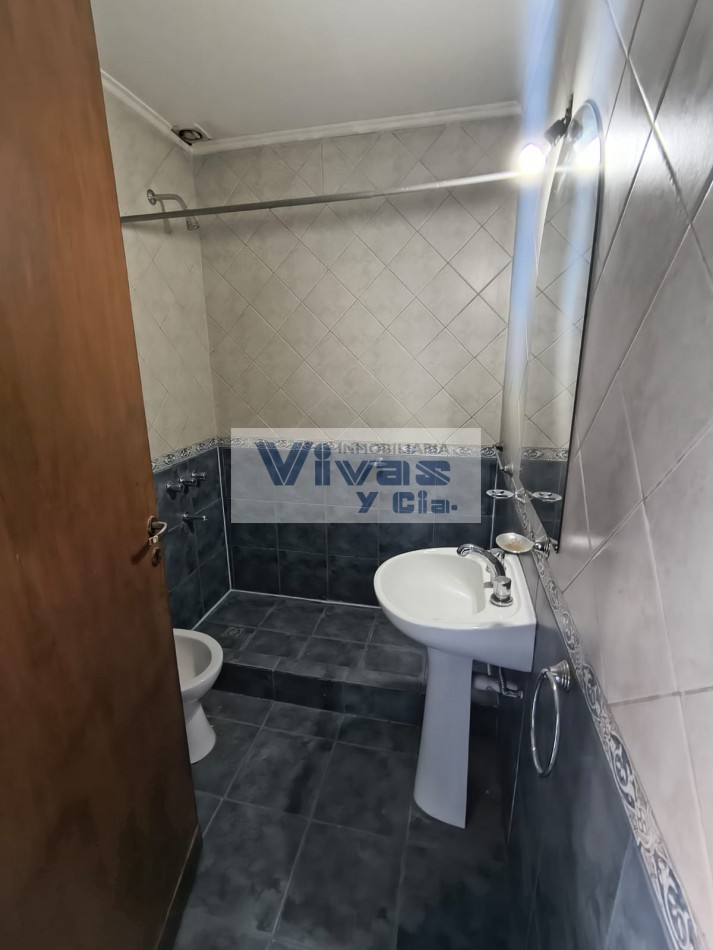 DEPARTAMENTO 2 AMBIENTES CON BALCON A LA CALLE