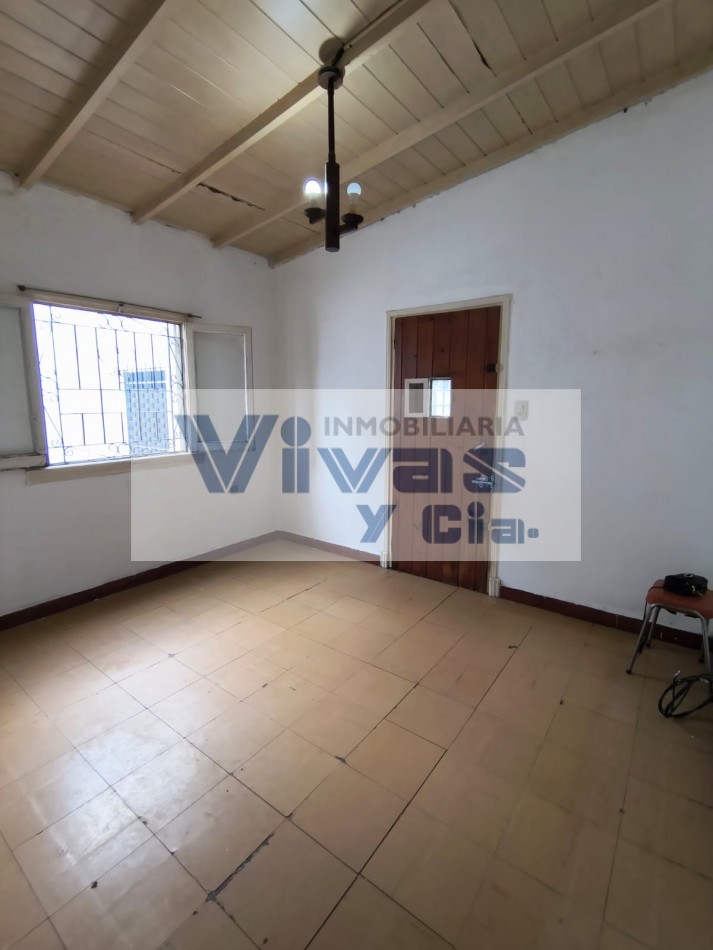 APTO CREDITO CASA 3 AMBIENTES CON GARAGE Y PARQUE