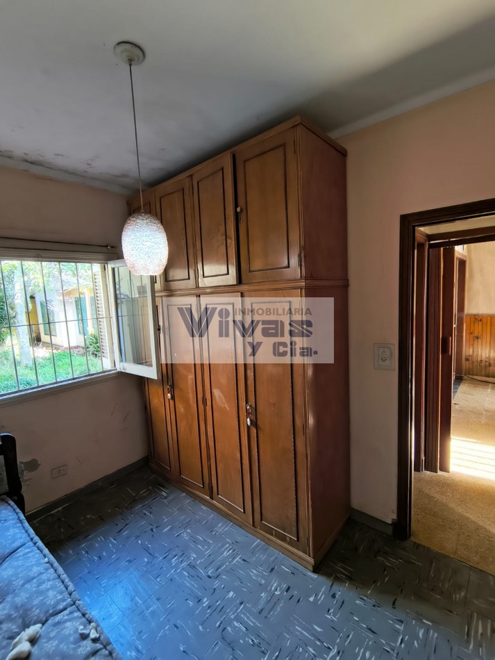 CHALET 3 AMBIENTES CON GARAGE Y PARQUE