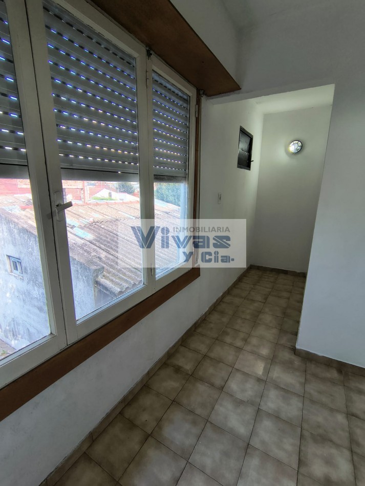 P.H 3 AMBIENTES CON PATIO