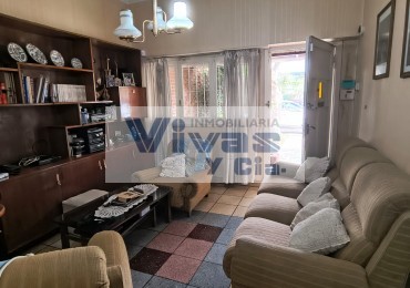 CHALET 3 AMBIENTES CON GARAGE PARQUE Y QUINCHO